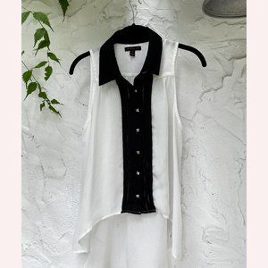 Material Girl Sleeveless Black & White Hi-Lo Sheer Button-down Collar top - M
